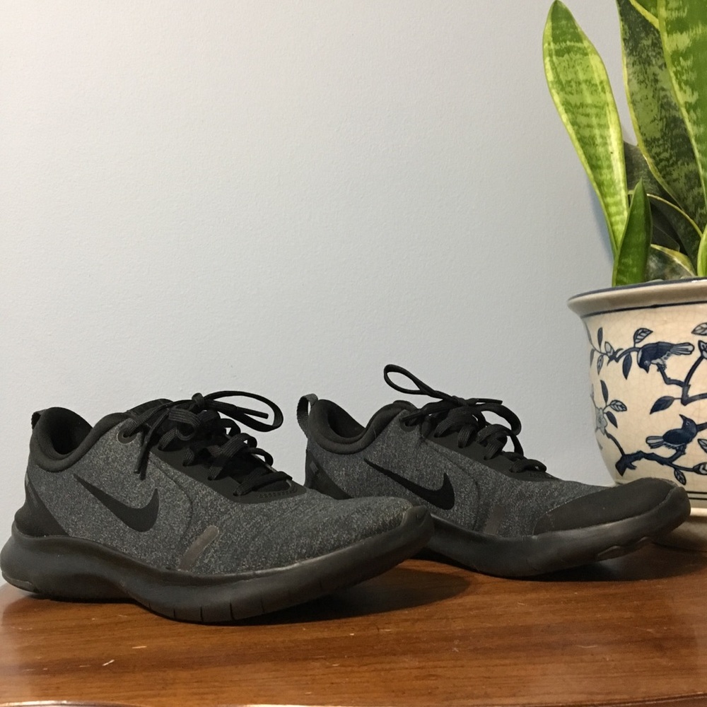 Nike “flex experience 8” shoes